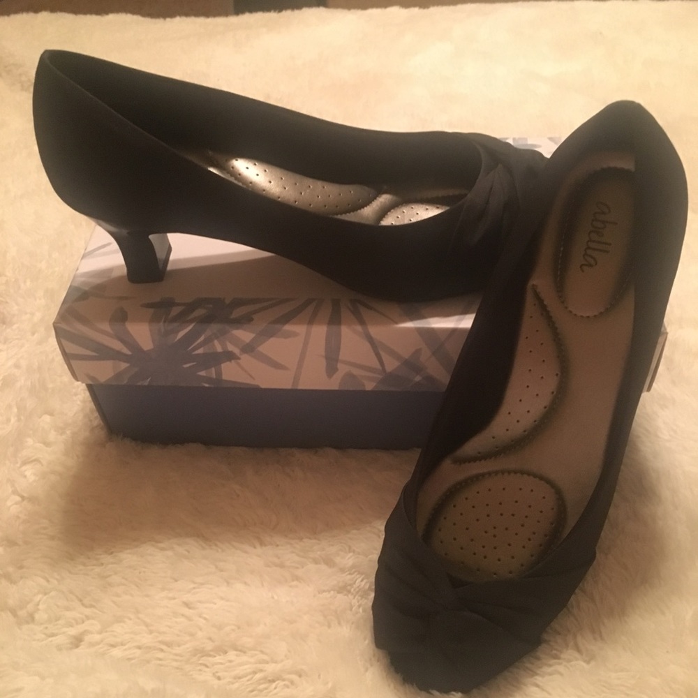 Black heels